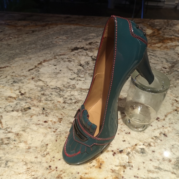 Women shoes - Picture 3 of 4